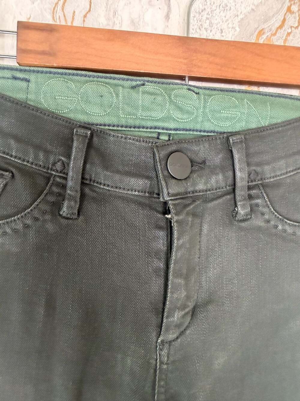 Goldsign Coated Metallic Black Skinny Jeans Made in USA size 25 waist / 33 inch